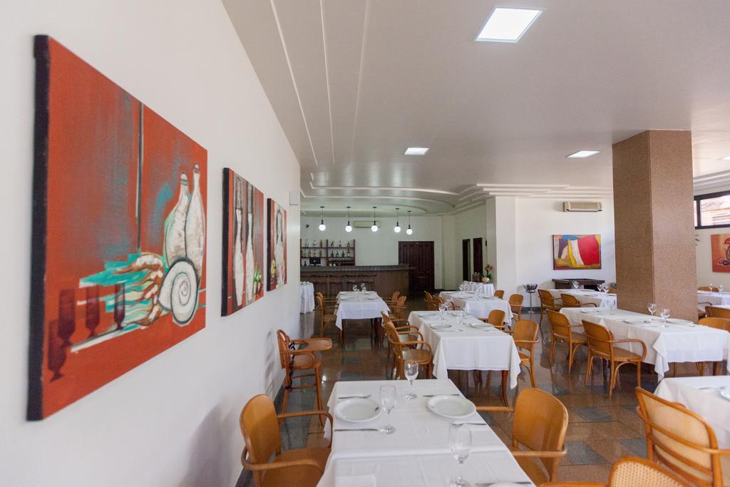 Dimas Lessa Hotel Montes Claros Esterno foto